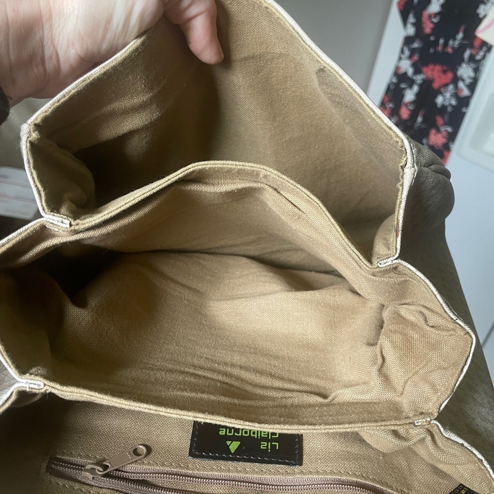 Two (2) - TRUE 1983-84 VINTAGE Liz Claiborne Cream Shoulder Bags Textured Design - Picture 12 of 12